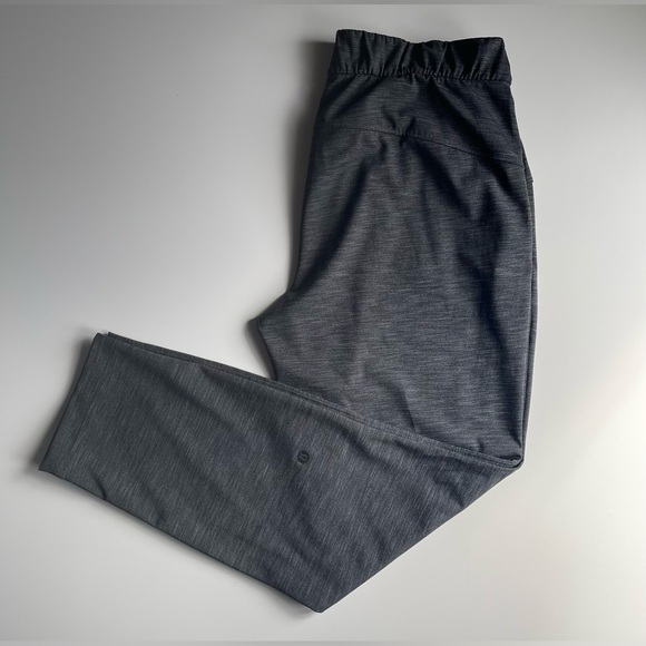 lululemon athletica Pants - Lululemon On The Fly Pant *27"